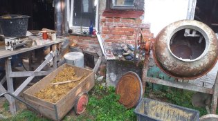 den Ofenlehm aufbereiten